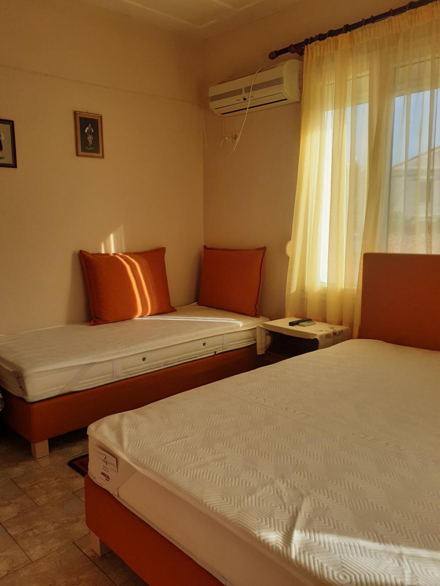 Thalia'S Garden Hotel Mytilene Ngoại thất bức ảnh